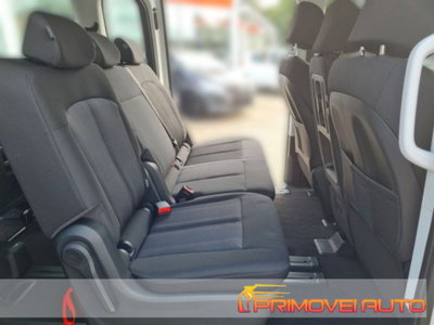 Hyundai Staria 2.2 awd auto (3)