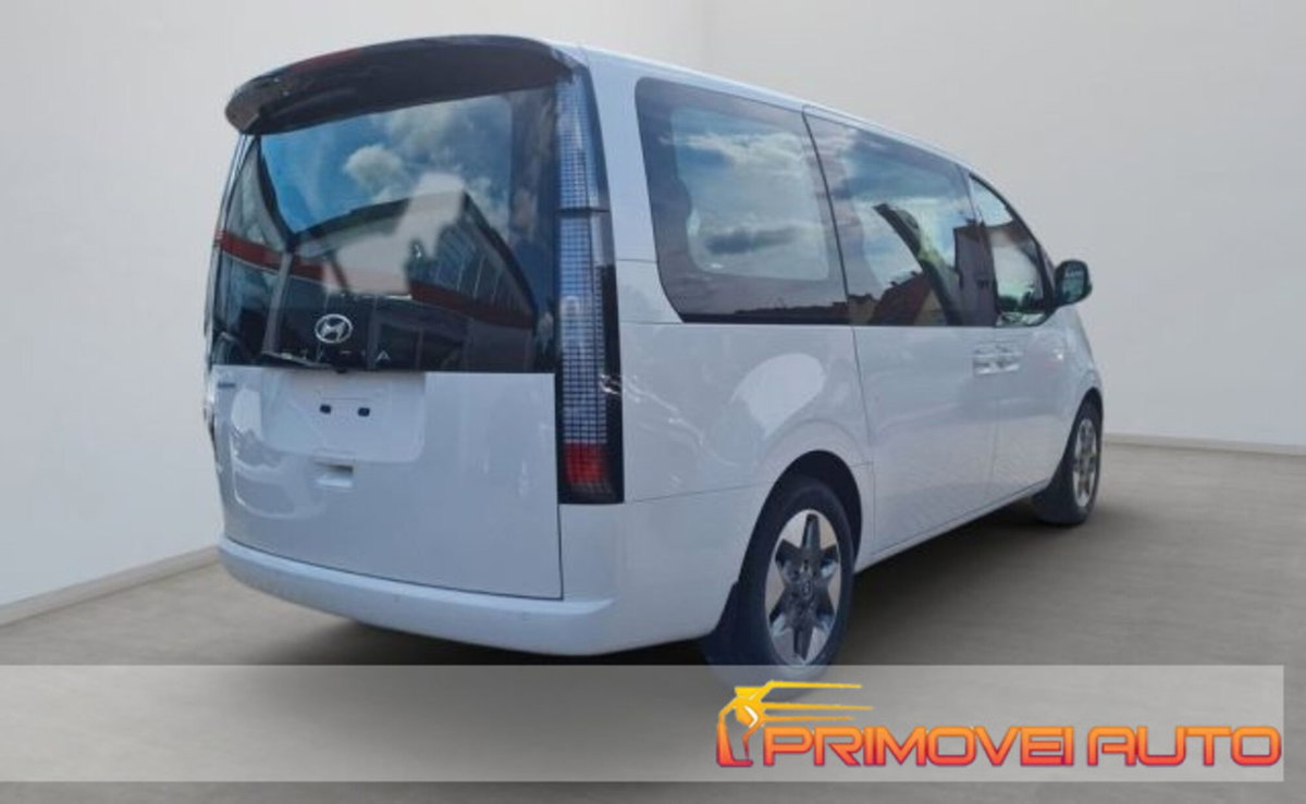 Hyundai Staria 2.2 awd auto (6)