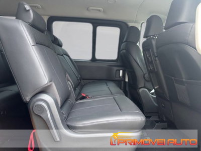 Hyundai Staria 2.2 awd auto (2)