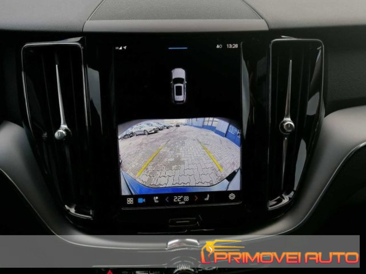 Volvo XC60 B4 automatico Core (9)