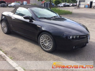 Alfa Romeo Spider 2.2 JTS (4)