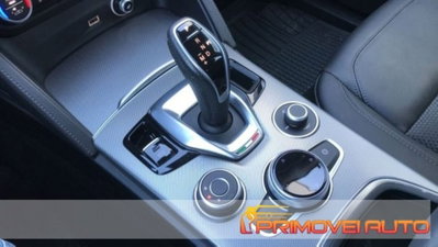 Alfa Romeo Stelvio Stelvio 2.0 Turbo 200 CV AT8 Q4 Super Business (5)