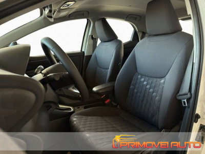 Toyota Yaris 1.5 5 porte Active (3)