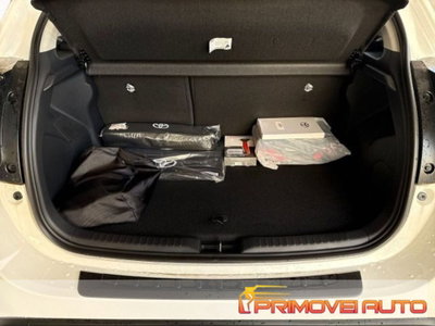 Toyota Yaris 1.5 5 porte Active (8)