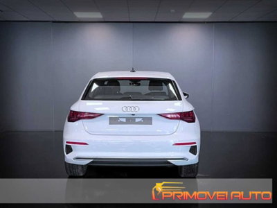 Audi A3 Sedan 35 TFSI S tronic Business Advanced (17)