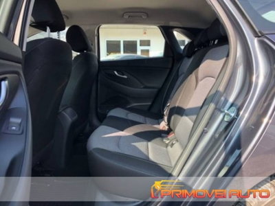 Hyundai i30 1.6 CRDi 5p. Classic (3)