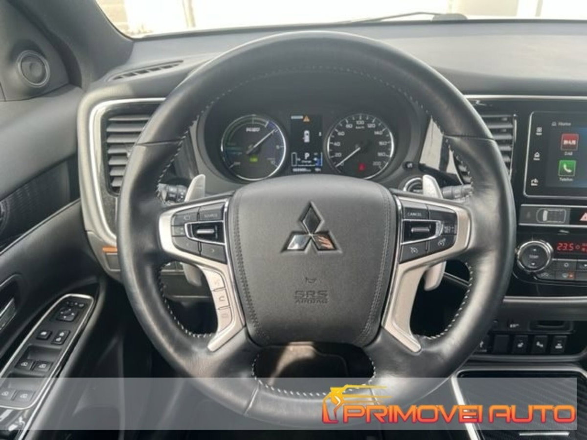 Mitsubishi Outlander 2.4 MIVEC 4WD PHEV Instyle SDA (2)