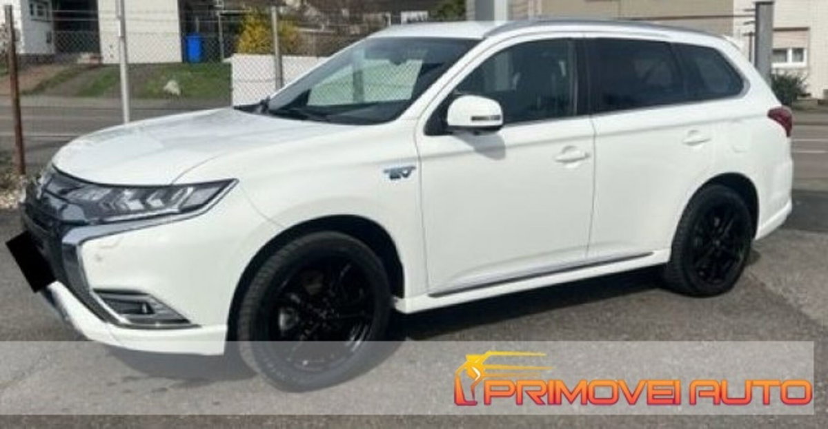 Mitsubishi Outlander 2.4 MIVEC 4WD PHEV Instyle SDA (8)