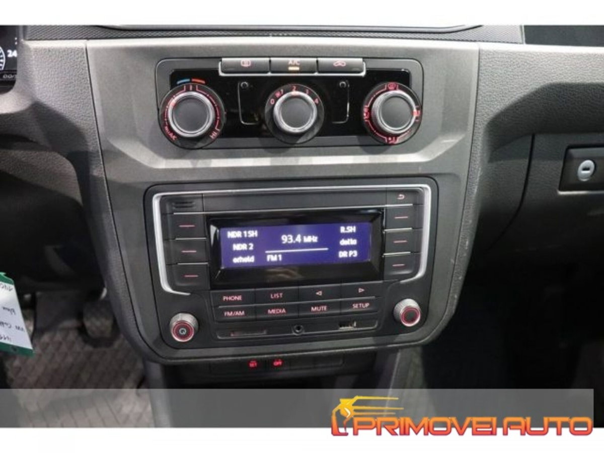 Volkswagen Caddy 1.0 TSI 102 CV (15)