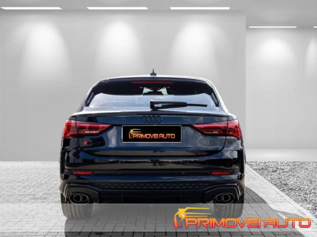 Audi RS Q3 Sportback 2.5 quattro s-tronic (8)