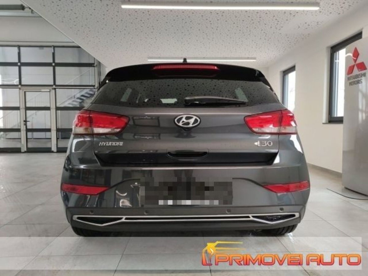 Hyundai i30 1.0 T-GDI 12V 5 porte Business (4)