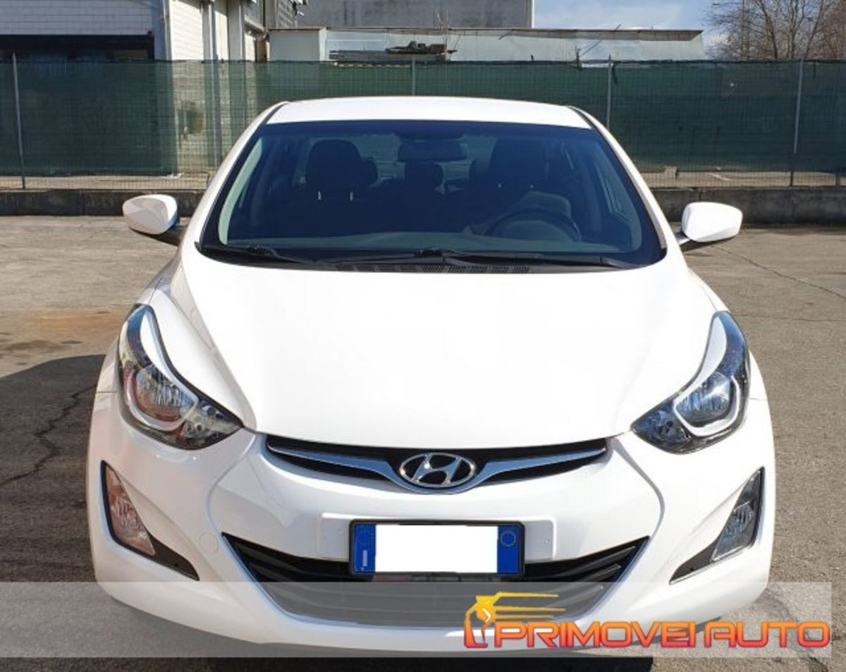 Hyundai Elantra 1.6i cat 4 porte GLS Premium (3)