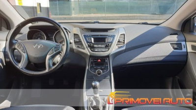Hyundai Elantra 1.6i cat 4 porte GLS Premium (6)