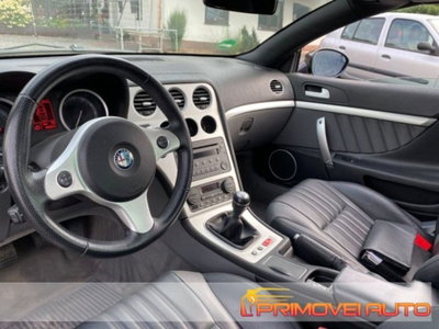 Alfa Romeo Spider 2.2 JTS usata