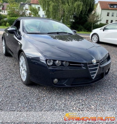 Alfa Romeo Spider 2.2 JTS (3)