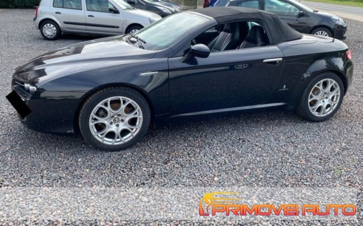 Alfa Romeo Spider 2.2 JTS (6)