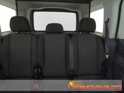 Volkswagen Caddy 2.0 TDI 102 CV (3)