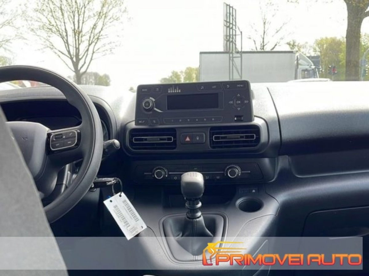Citroen Berlingo PureTech 110 Stop&Start M Feel (2)