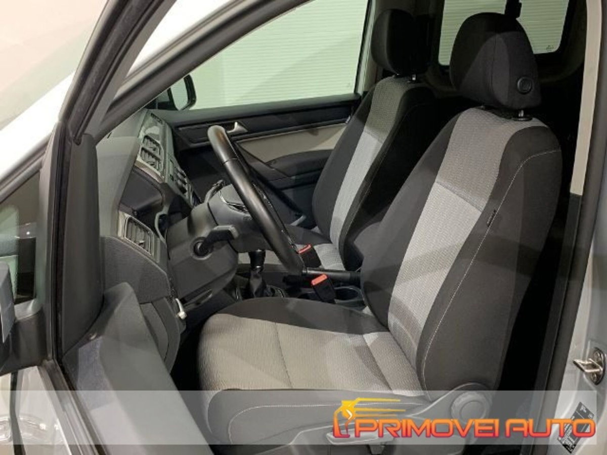 Volkswagen Caddy 2.0 TDI 150 CV DSG Comfortline (4)