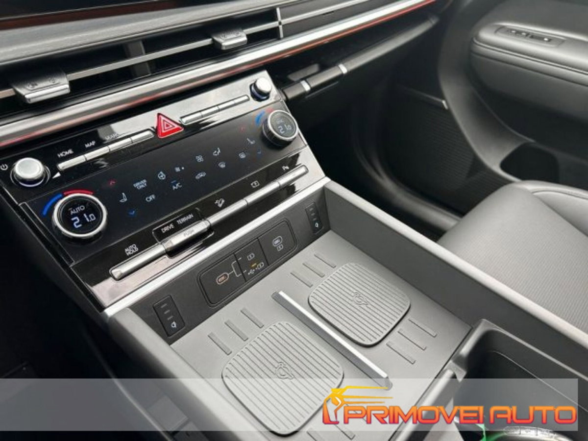 Hyundai Santa Fe 1.6 t-gdi hev XClass Bose&Tech 4wd at 7p.ti (6)