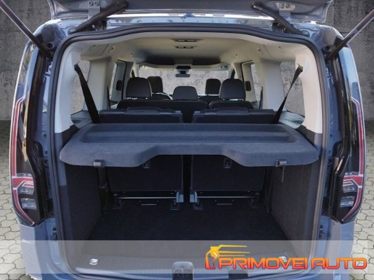 Volkswagen Caddy 2.0 TDI 122 CV Style Maxi (13)
