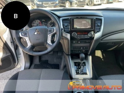 Mitsubishi L200 2.3 D Double Cab 4x4 Super Select P1 Intouch Intense nuovo