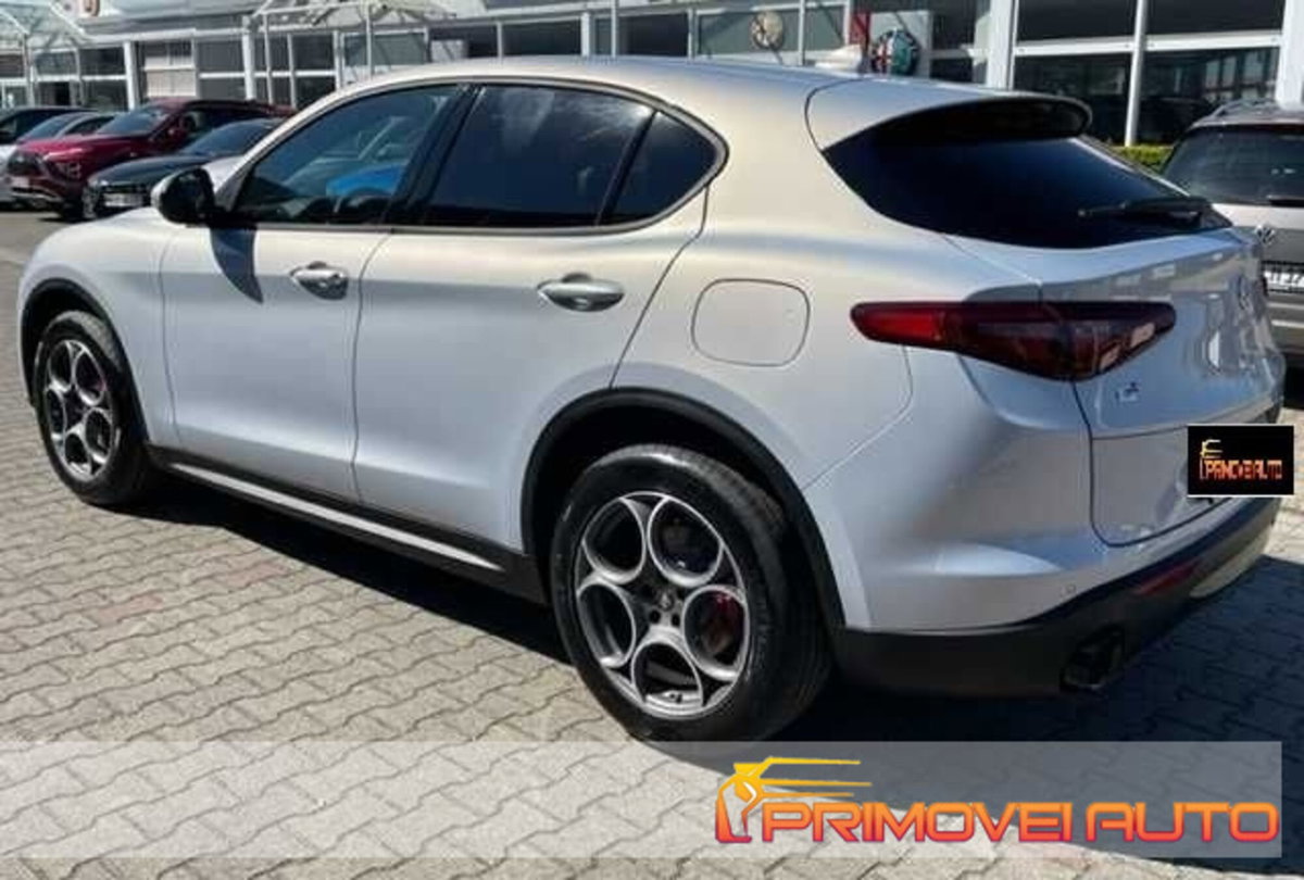 Alfa Romeo Stelvio Stelvio 2.0 Turbo 200 CV AT8 Q4 Sprint (6)