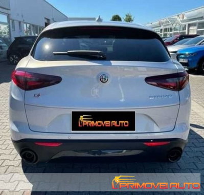 Alfa Romeo Stelvio Stelvio 2.0 Turbo 200 CV AT8 Q4 Sprint (7)