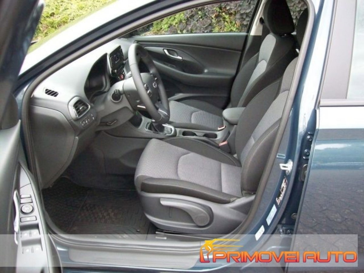 Hyundai i30 1.0 t-gdi 48V Prime 120cv dct (2)