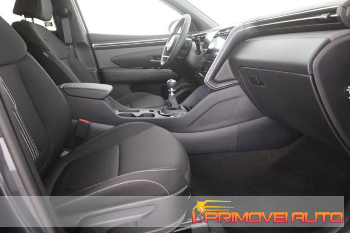 Hyundai Tucson 1.6 t-gdi Dark Line 2wd mt (2)
