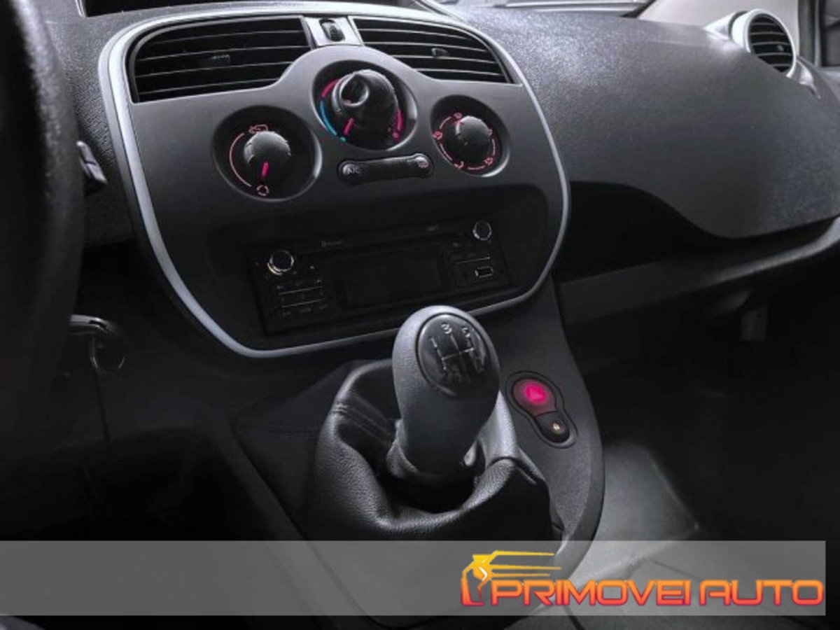 Renault Kangoo 1.5 dCi 75CV F.AP. 4p. Express (3)