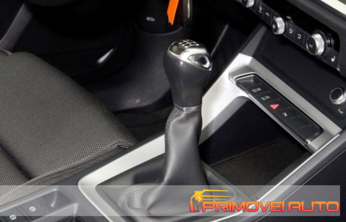 Audi Q3 2.0 TDI 150 CV quattro (12)