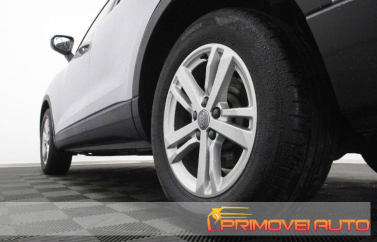 Audi Q3 2.0 TDI 150 CV quattro (13)