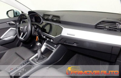 Audi Q3 2.0 TDI 150 CV quattro (2)