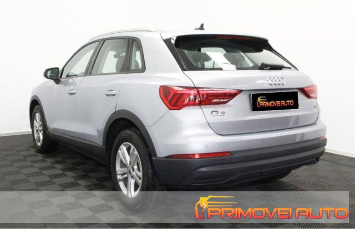 Audi Q3 2.0 TDI 150 CV quattro (8)