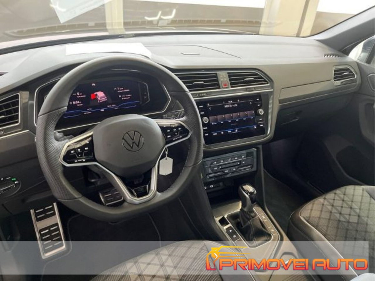 Volkswagen Tiguan 1.5 etsi R-Line 150cv dsg (2)