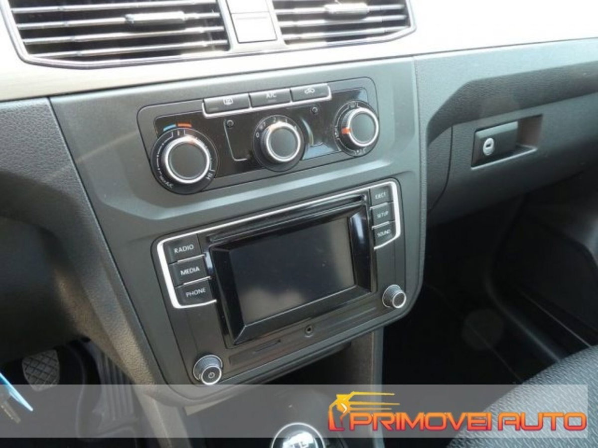Volkswagen Caddy 2.0 TDI 102 CV Trendline (2)