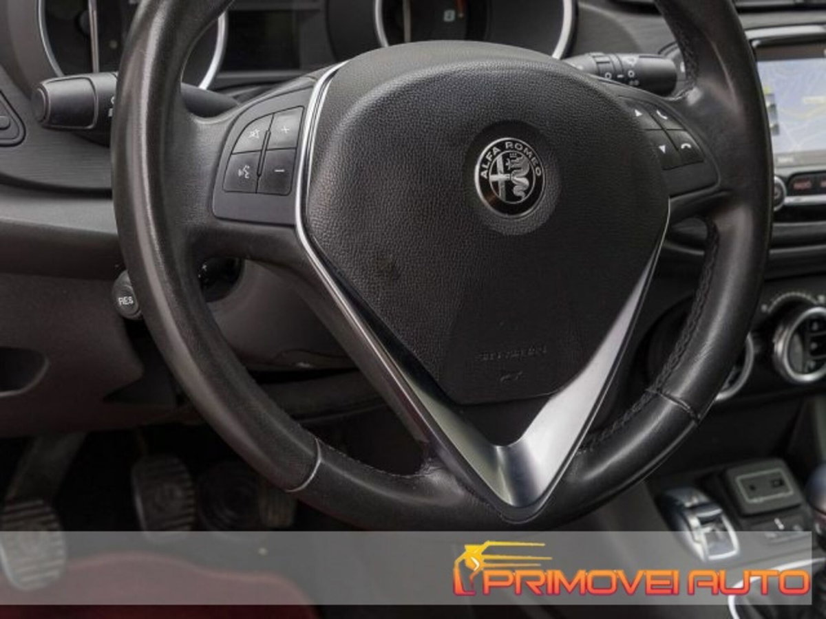 Alfa Romeo Giulietta 1.4 Turbo Super 120cv (4)