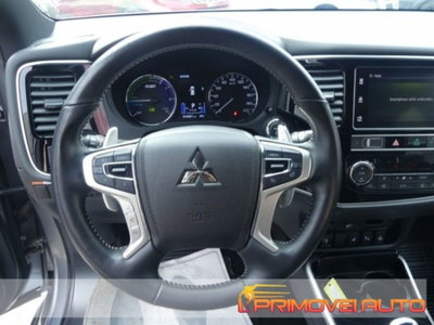 Mitsubishi Outlander 2.4 MIVEC 4WD PHEV Instyle SDA (3)