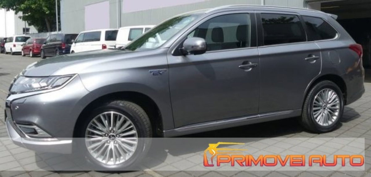 Mitsubishi Outlander 2.4 MIVEC 4WD PHEV Instyle SDA (8)