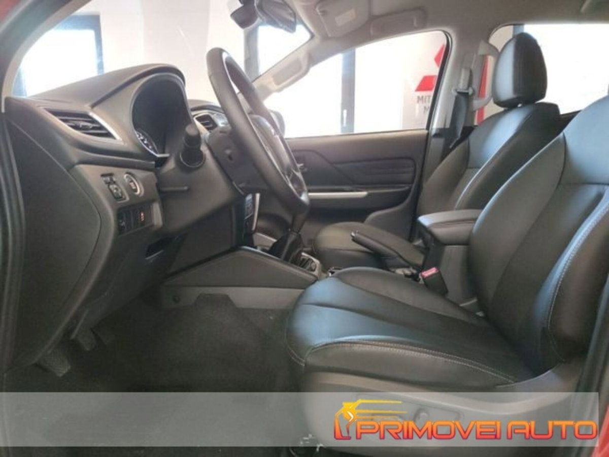 Mitsubishi L200 2.5 DI-D Double Cab Invite (2)