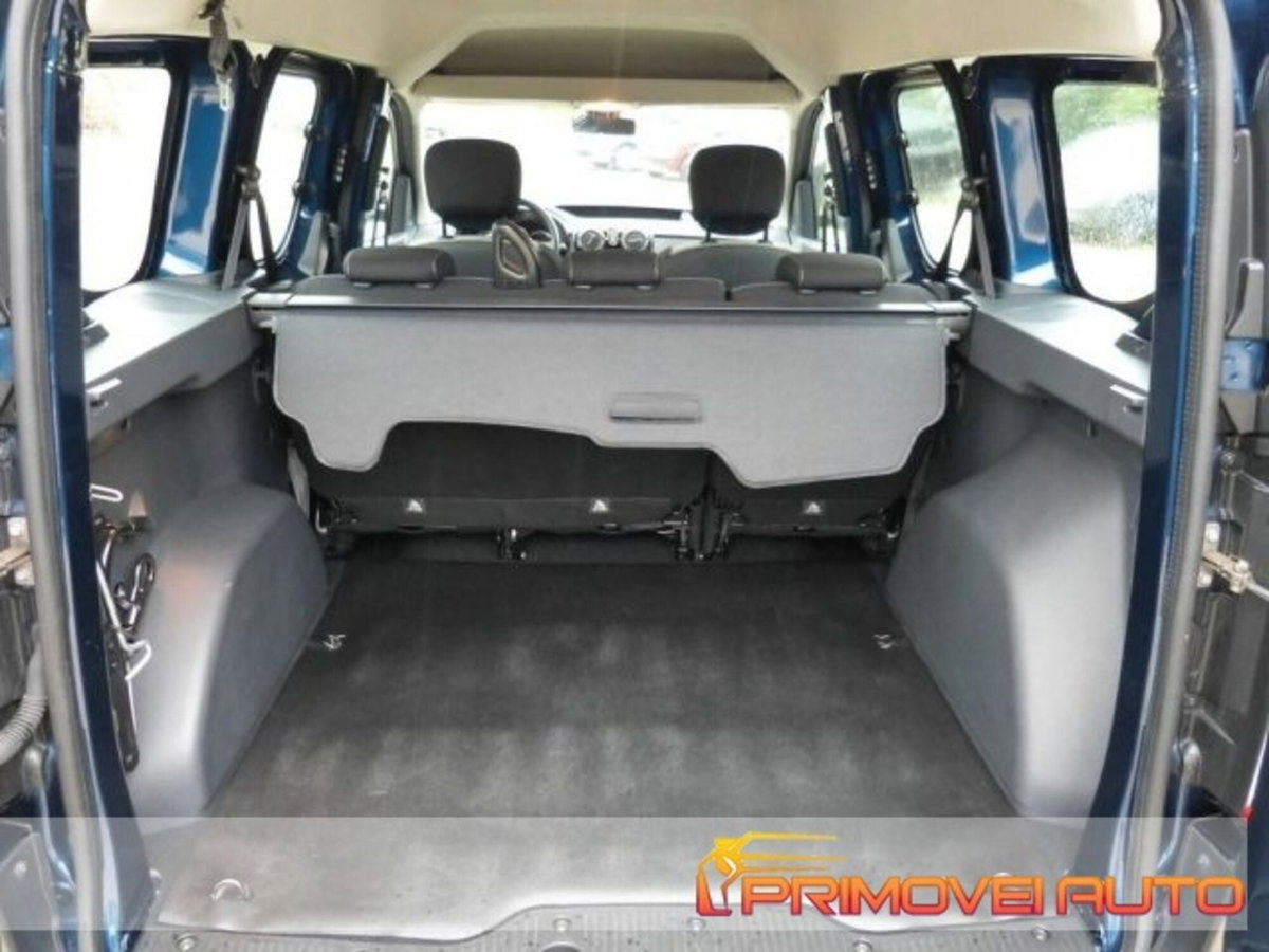 Dacia Dokker Stepway 1.5 Blue dCi 8V 95CV (12)