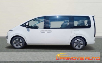 Hyundai Staria 2.2 awd auto (5)