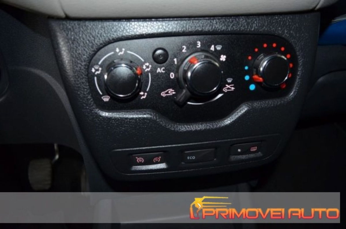 Dacia Lodgy 1.6 8V 85CV 7 posti Ambiance (7)