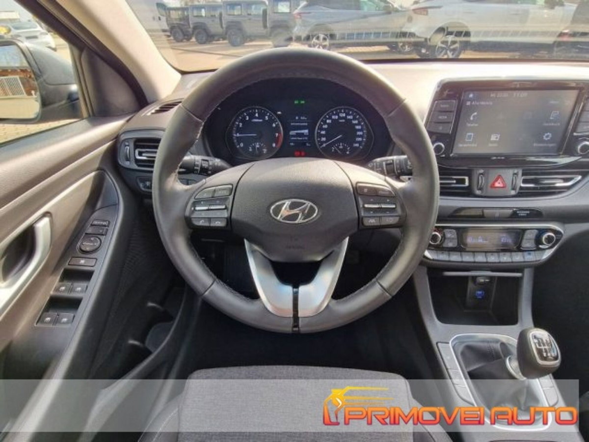 Hyundai i30 1.0 t-gdi 48V Prime 120cv dct (2)