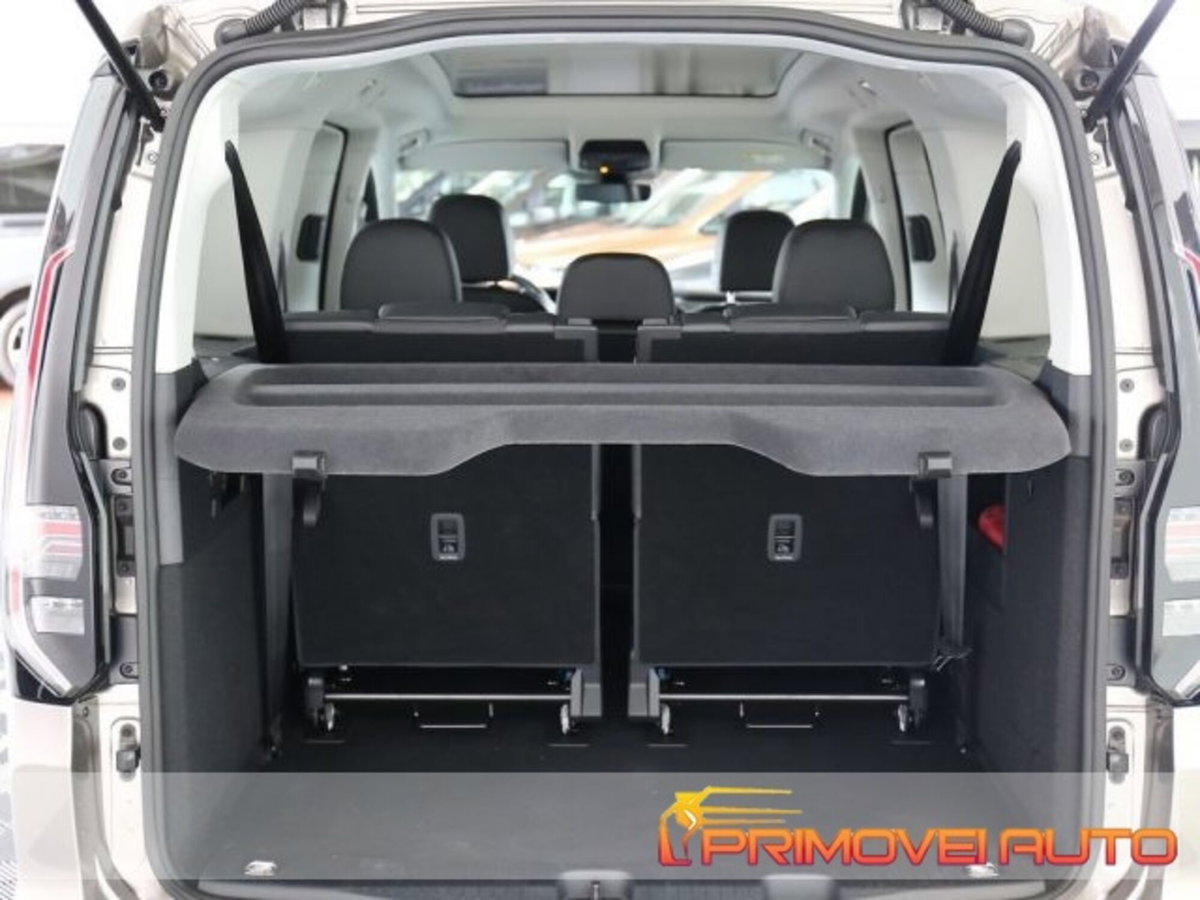 Volkswagen Caddy 2.0 TDI 122 CV Style Maxi (12)