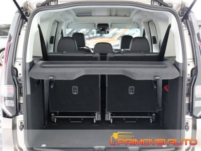 Volkswagen Caddy 2.0 TDI 122 CV Style Maxi (12)