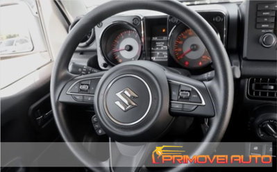 Suzuki Jimny 1.5 5MT Top (2)
