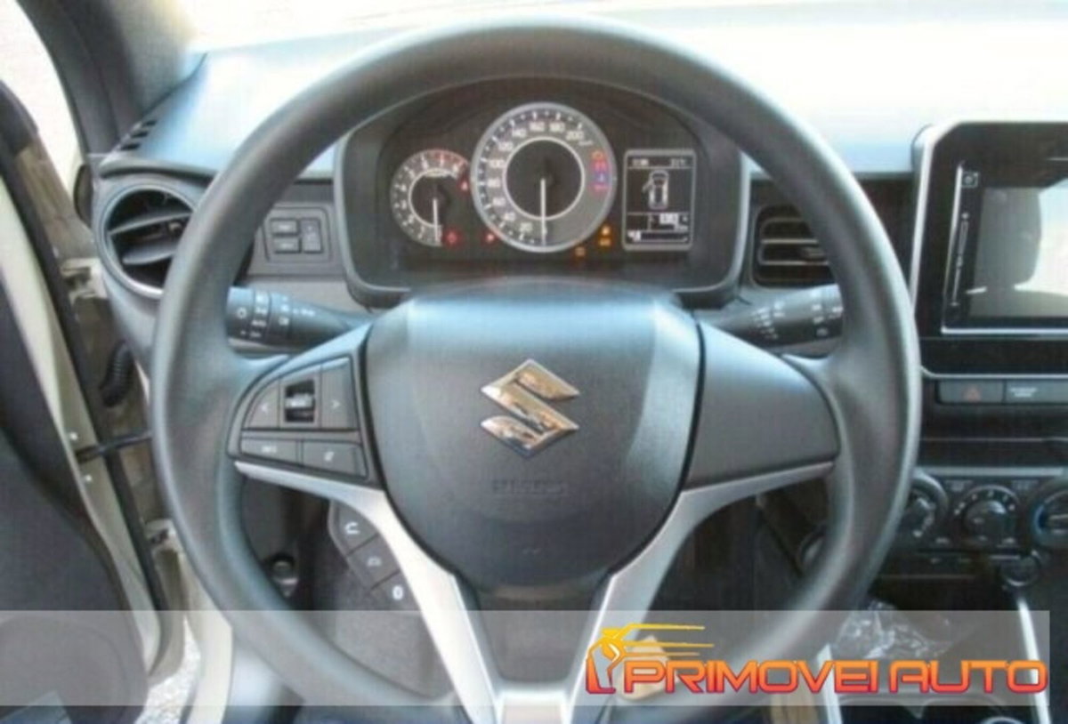 Suzuki Ignis 1.2 Hybrid Cool (2)