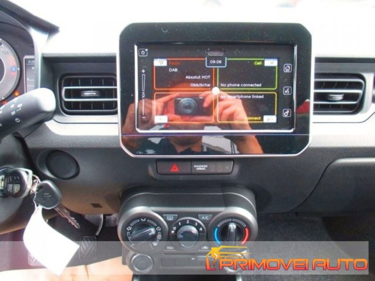 Suzuki Ignis 1.2 Hybrid Cool (3)